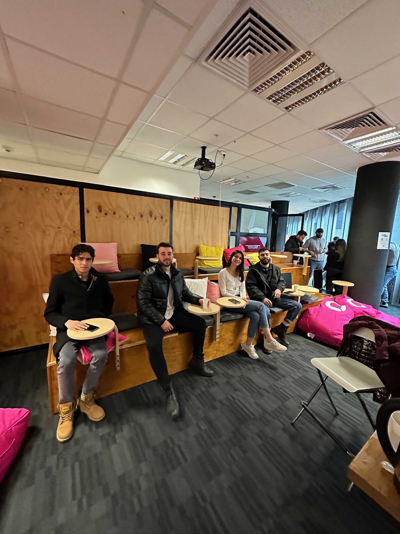 Original Campus Melbourne - ラウンジ