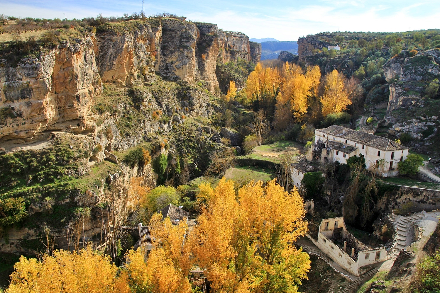 "Autumn Canyon" - Alhama, Granada - LS01187