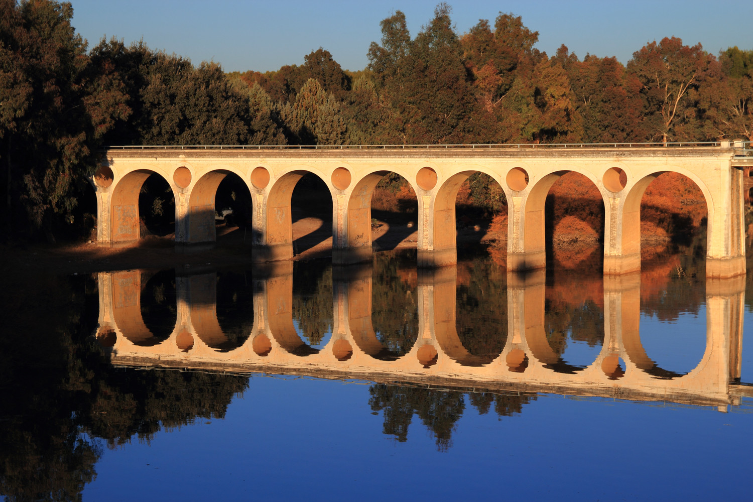 "Double Bridge" - Pantano de Cubillas, Granada - B04442