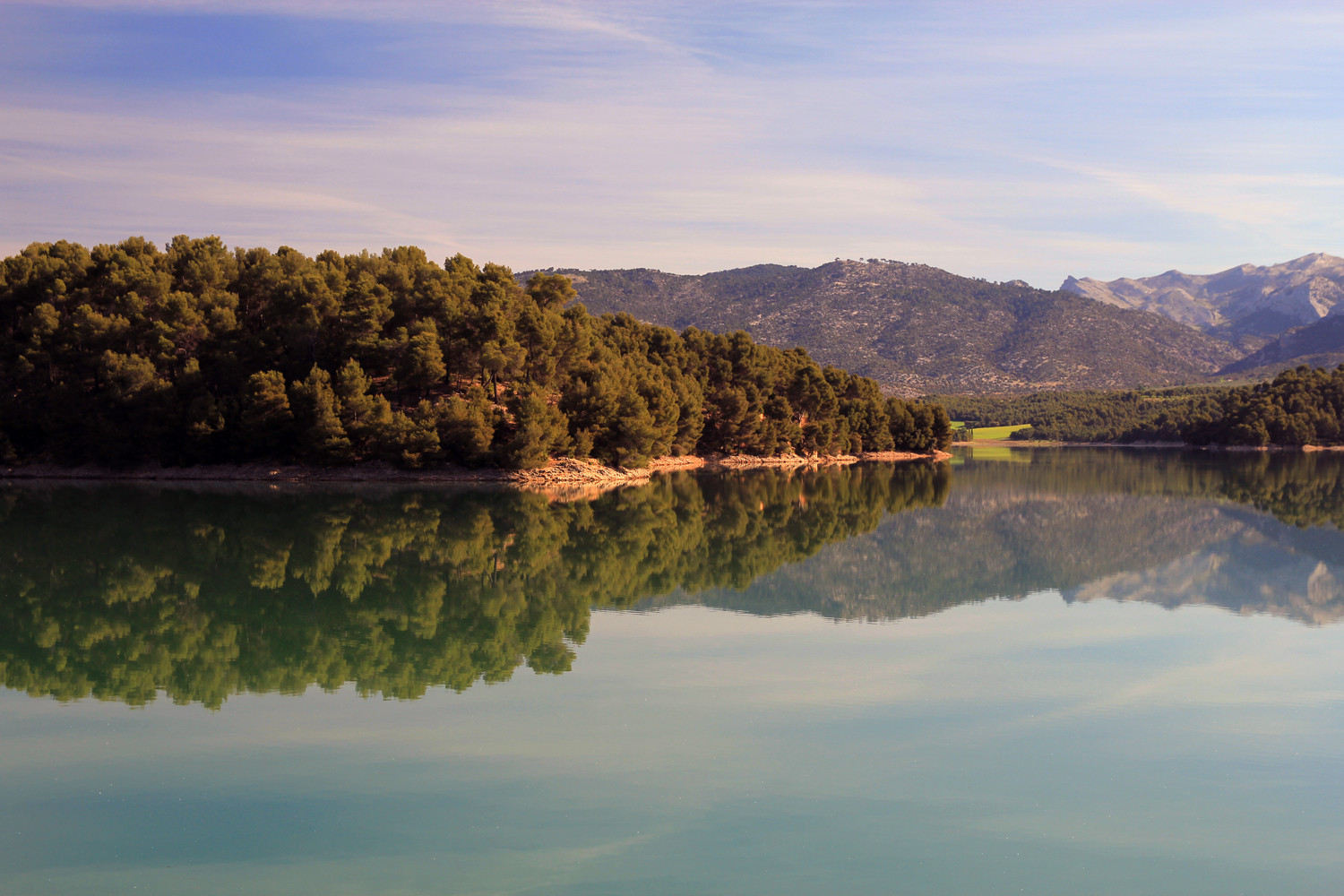 "Sierra Cazola Reflection" - Embalse de Bolera, Jaen - L08896