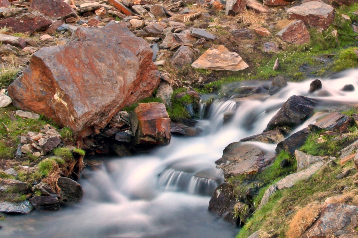 "Melting Water" - PN Sierra Nevada, Granada - R09181