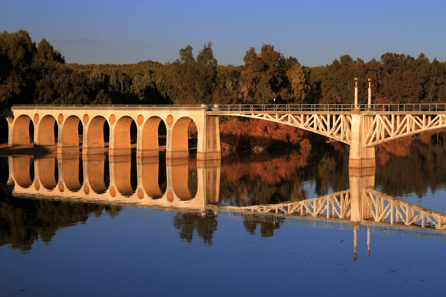 "Embalse de Cubillas" - Granada - L04446