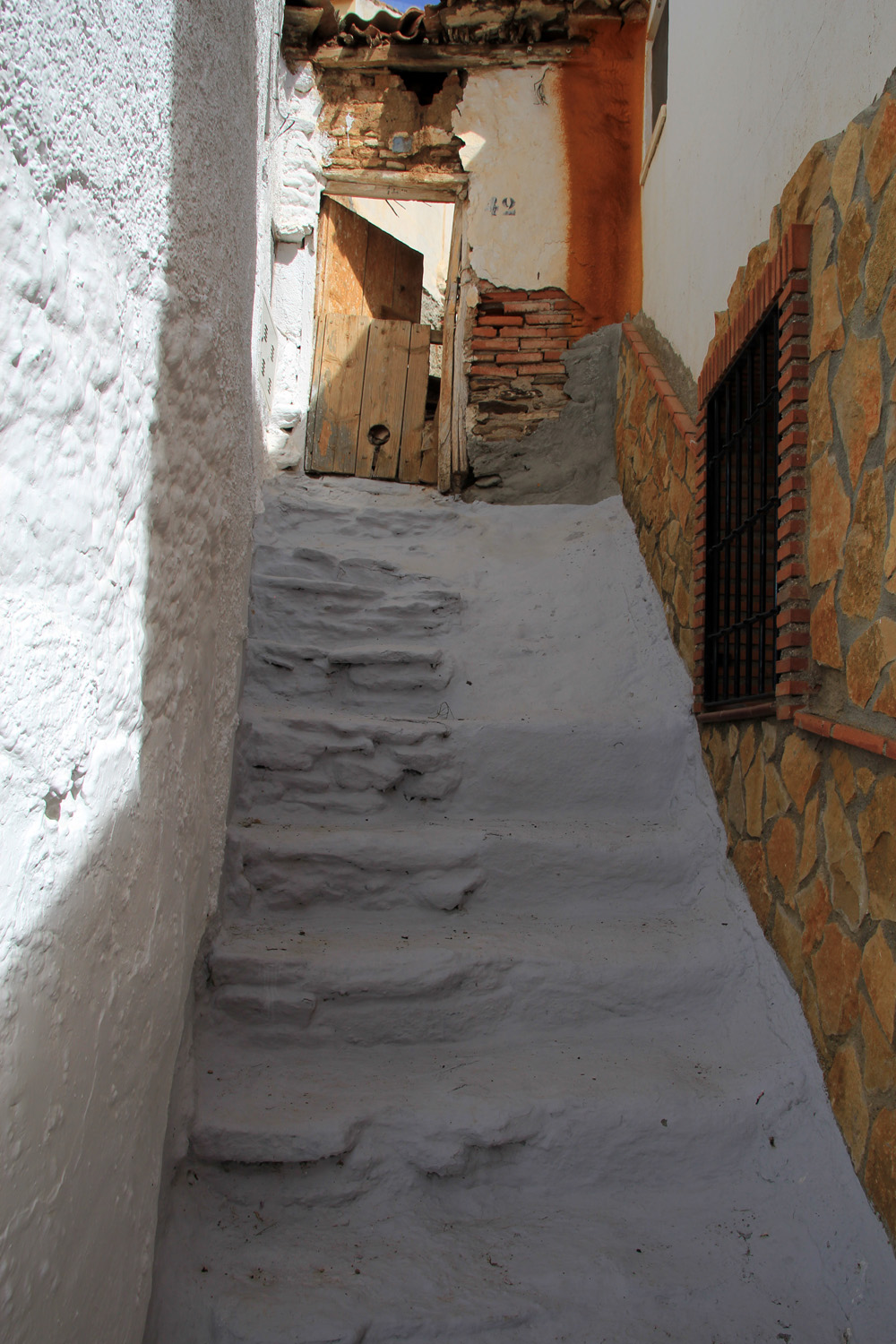 "The Stairs" - Lugros, Granada - V00333
