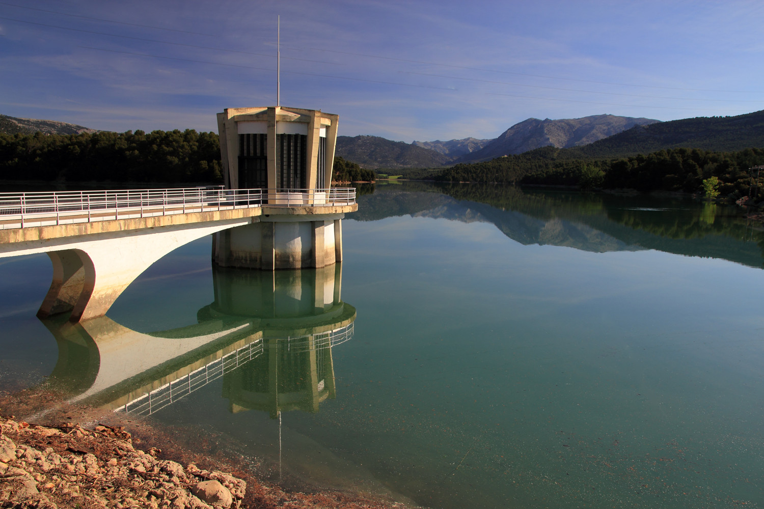 "The Pesa" - Embalse de Bolera, Jaen - L08873