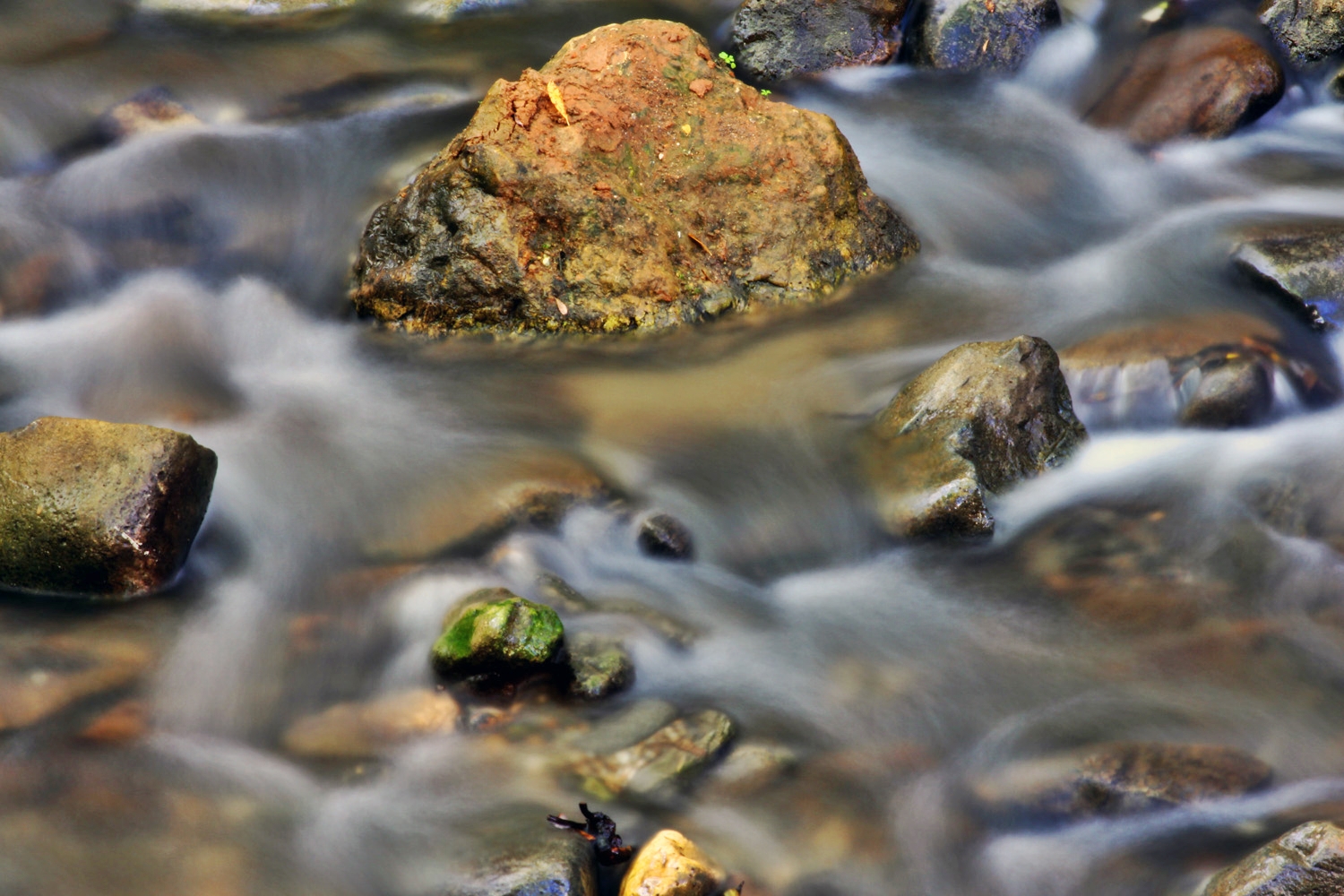 "The Orange Rock" , Rio Dara, Granada - WC07427