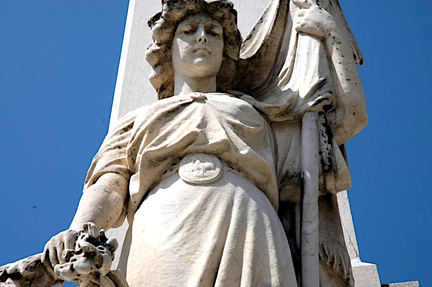 Détail de la statue "Liberté" du Monument aux Morts d'Hauteville