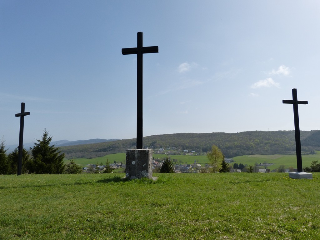 "Les Trois Croix" au-dessus d'Aranc