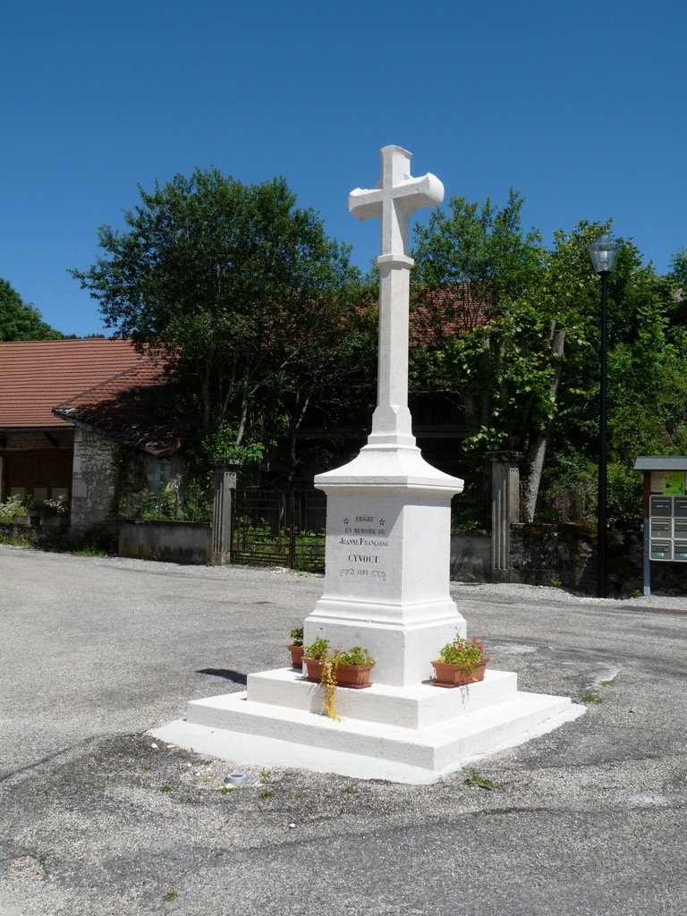 Croix à Thézilieu