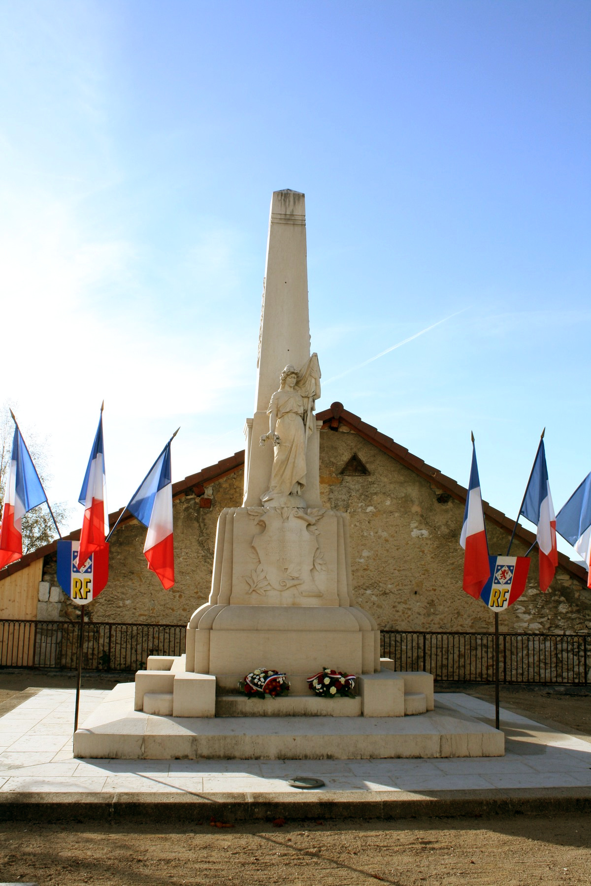 Monument aux Morts d'Hauteville