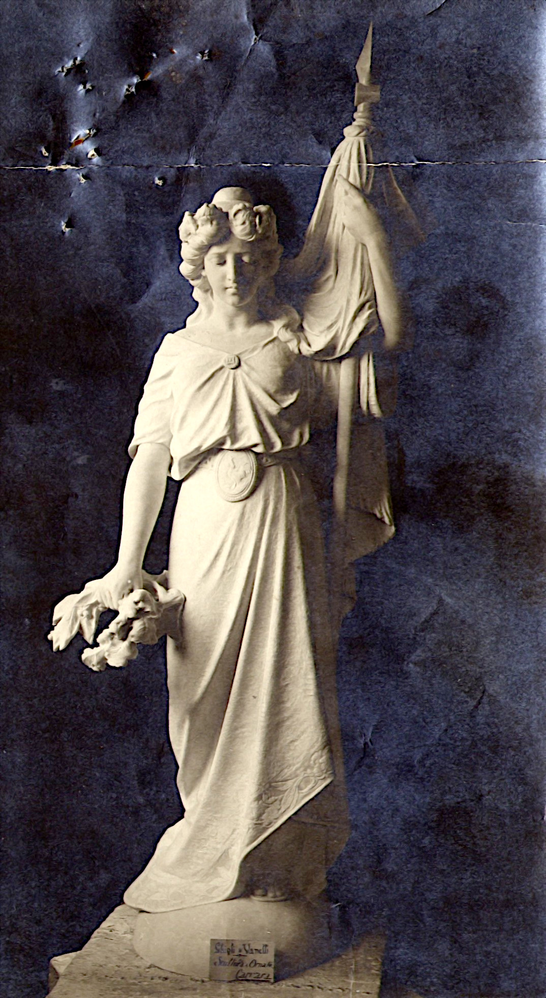 Modèle de la statue "Liberté" du Monument aux Morts d'Hauteville