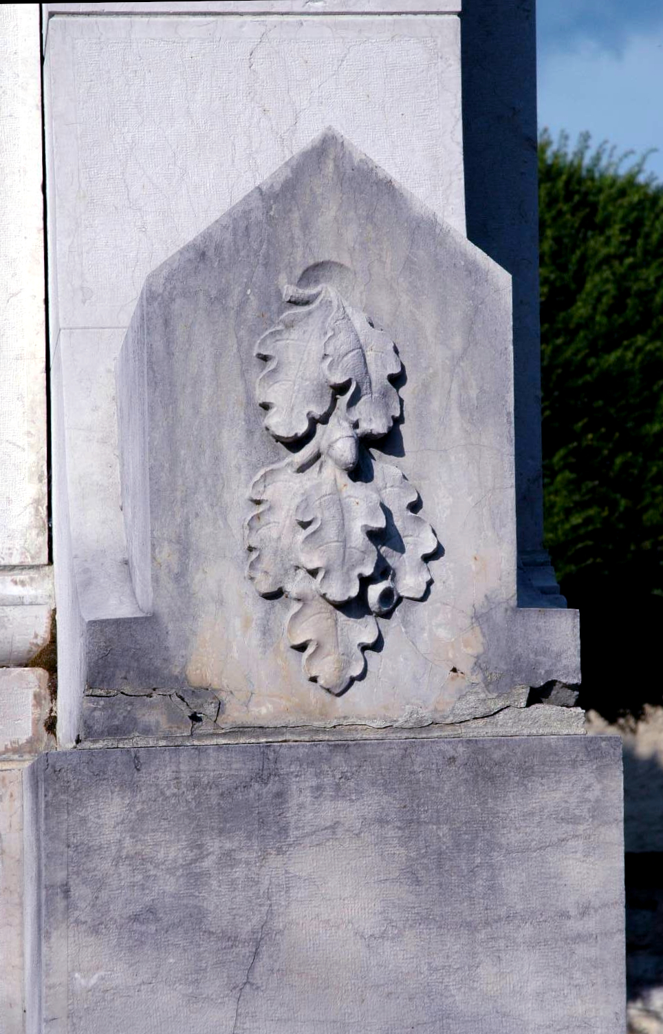 Détail du Monument aux Morts de Corcelles