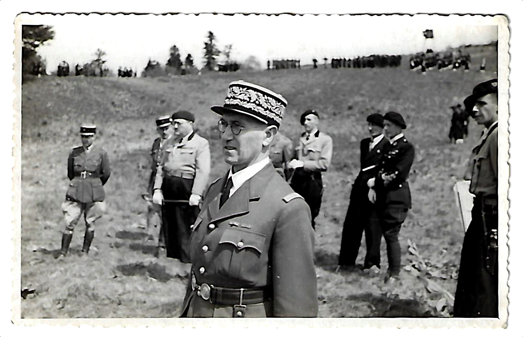 Commissaire Marcel Denis  - 1er anniversaire de la création du groupement de Planachat ( juin 1941) © archives André et Bernard Maclet   