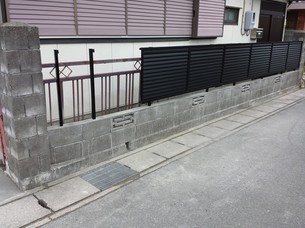 外溝フェンス設置工事②