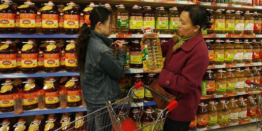 Les économistes redoutent une bulle de crédit et un tassement de la demande intérieure – ici, un supermarché à Shenyang, dans le nord de la Chine, en 2008. | AFP/AFP