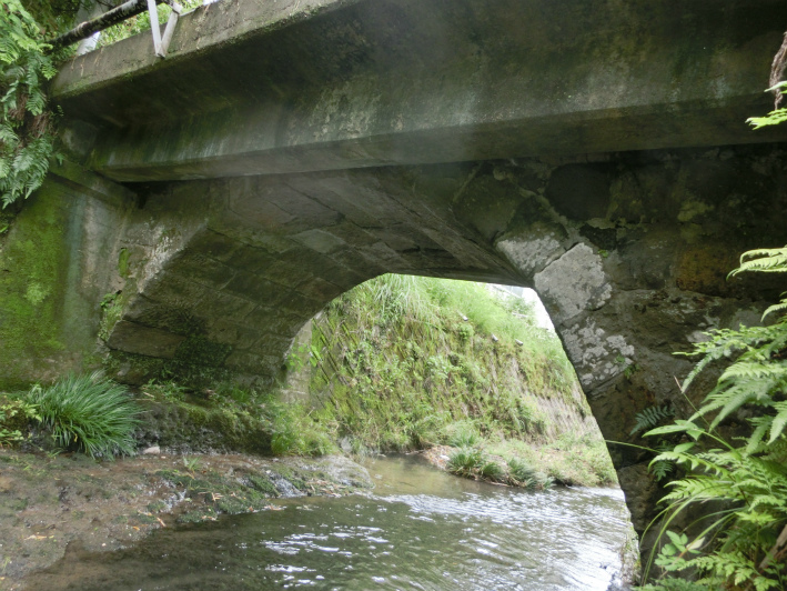 油須木　上原の石橋