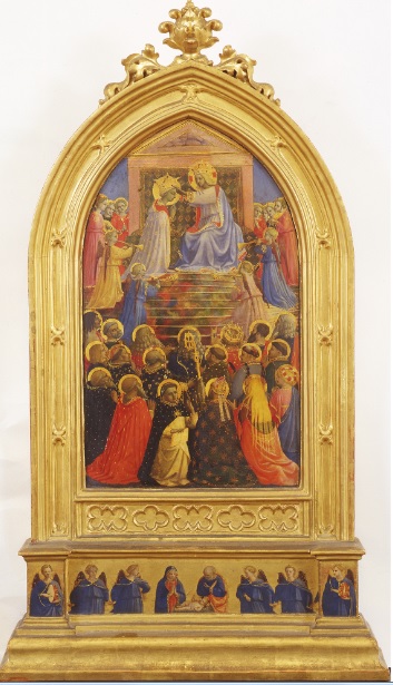 Era uno de los pequeños retablos que contenían las reliquias de santos en la iglesia dominica de Sta Maria Novella en FlorenciaLos otros 4 retablos de reliquias desaparecieron.Su composición ,azul y oro,Cristo corona a la Virgen arrodillada rodaeada