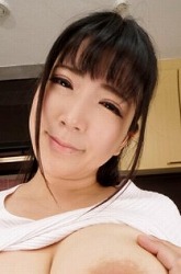 優月 まりな