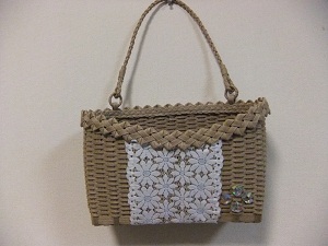 No.４８　New！　　レターラック　　　　価格　　　　横２５ｃｍ×高さ(後方)１７ｃｍ×奥行き７．５ｃｍ