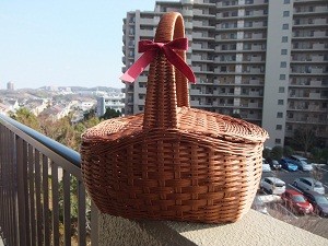 No.８８　New！　　両開きのバスケット　　　価格２５００円　　横２４ｃｍ×奥行き１８ｃｍ×高さ１４ｃｍ