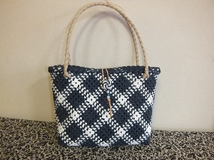 No.118　ラメ入り石畳バッグ　sold out 　横24㎝×奥行10㎝×20㎝　　¥3000
