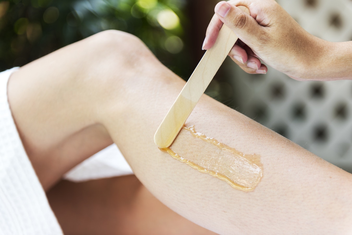 Haare entfernen mit Waxing Haare richtig entfernen HaarAde