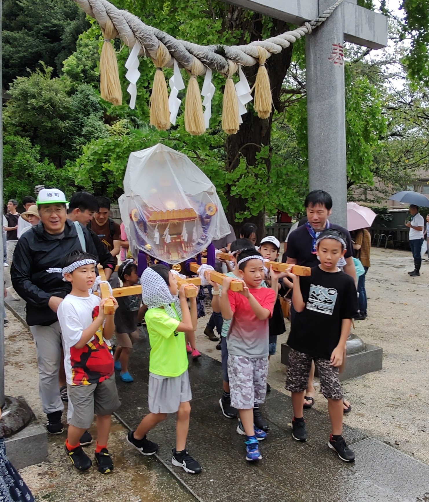 中地区の御神輿