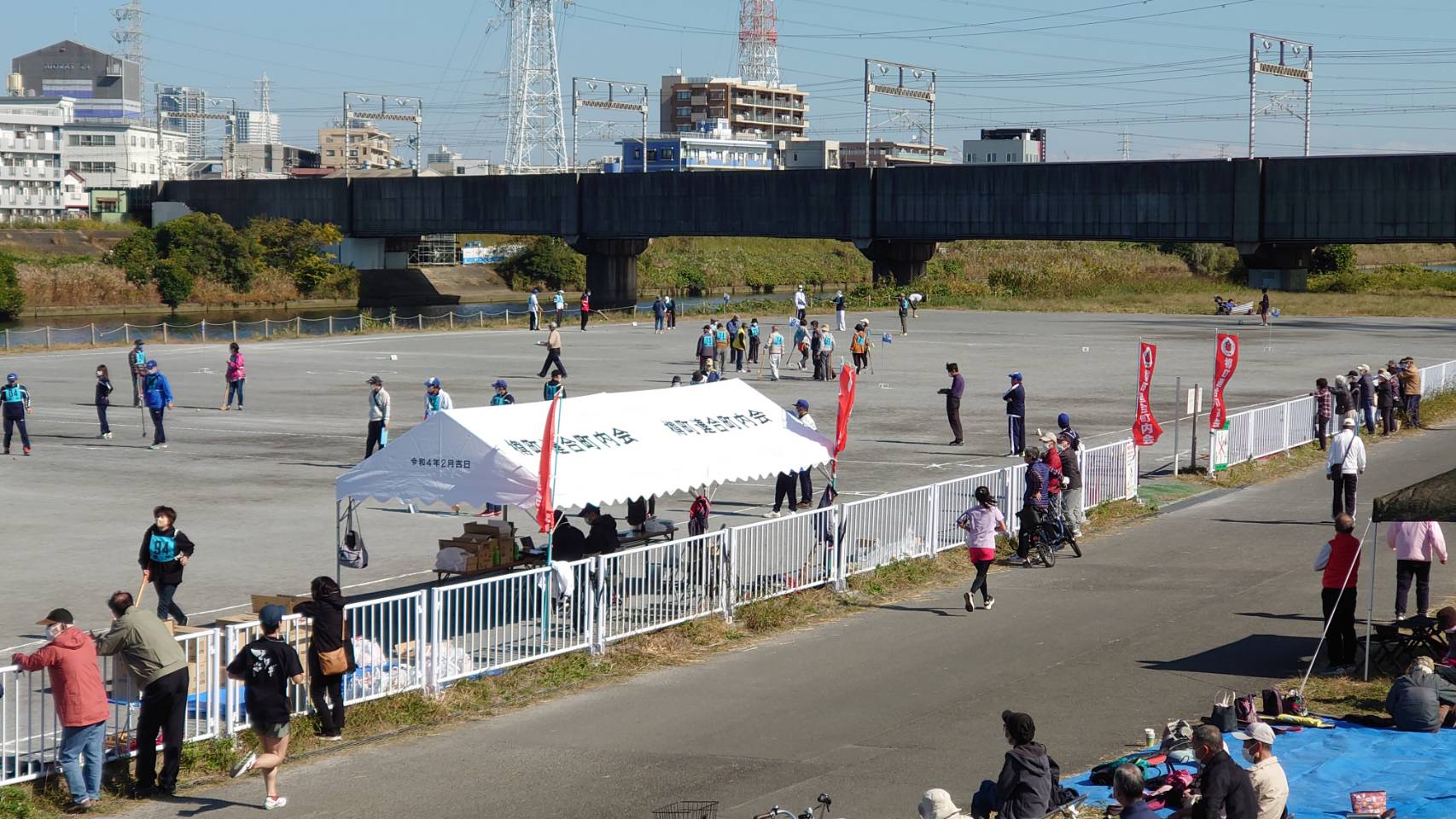 約40年振りに新しいテント天幕。