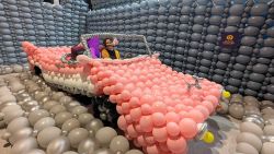 Warum bunte Ballons dein Nervensystem heilen: Die Psychologie der Leichtigkeit