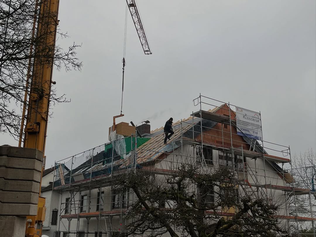 Aufstockung in Tuching.