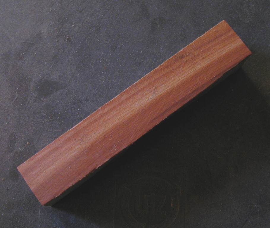 Apfelbaum-Holzkantel 15x15x120mm 