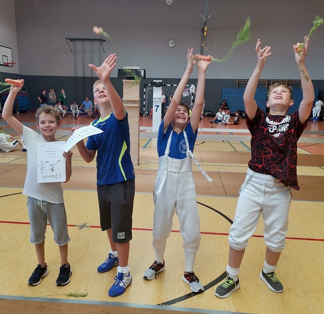 v.l.n.r Simon Rein,Linus Stiehl,Max Rausch,Cedric von Doepp