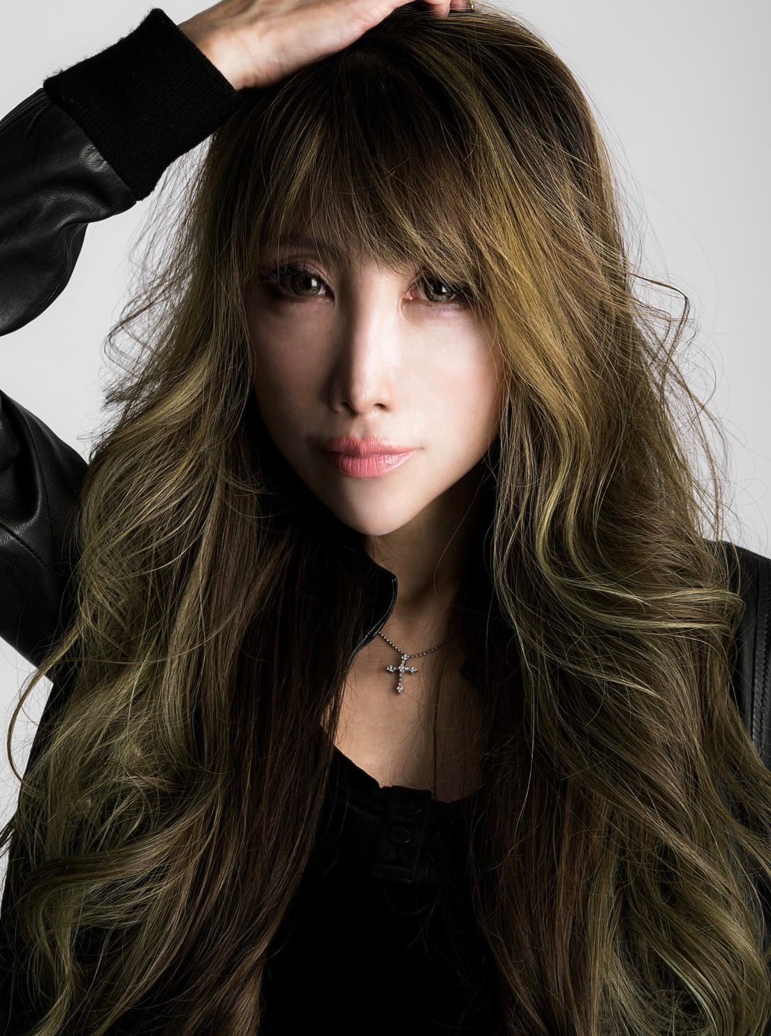 YAKO MIKA