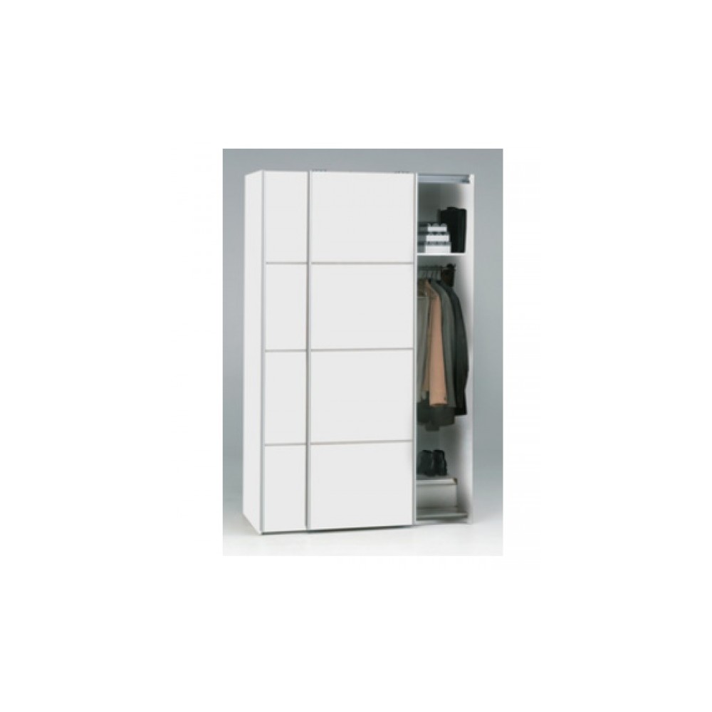 ARMADIO VERONA CON 2 ANTE SCORREVOLI  due ante scorrevoli, un ripiano e asta appenderia. Colore bianco (31416), rovere (93354)  Spessore pannello 18 mm. Dimensioni cm 122x64x201h. € 229.00