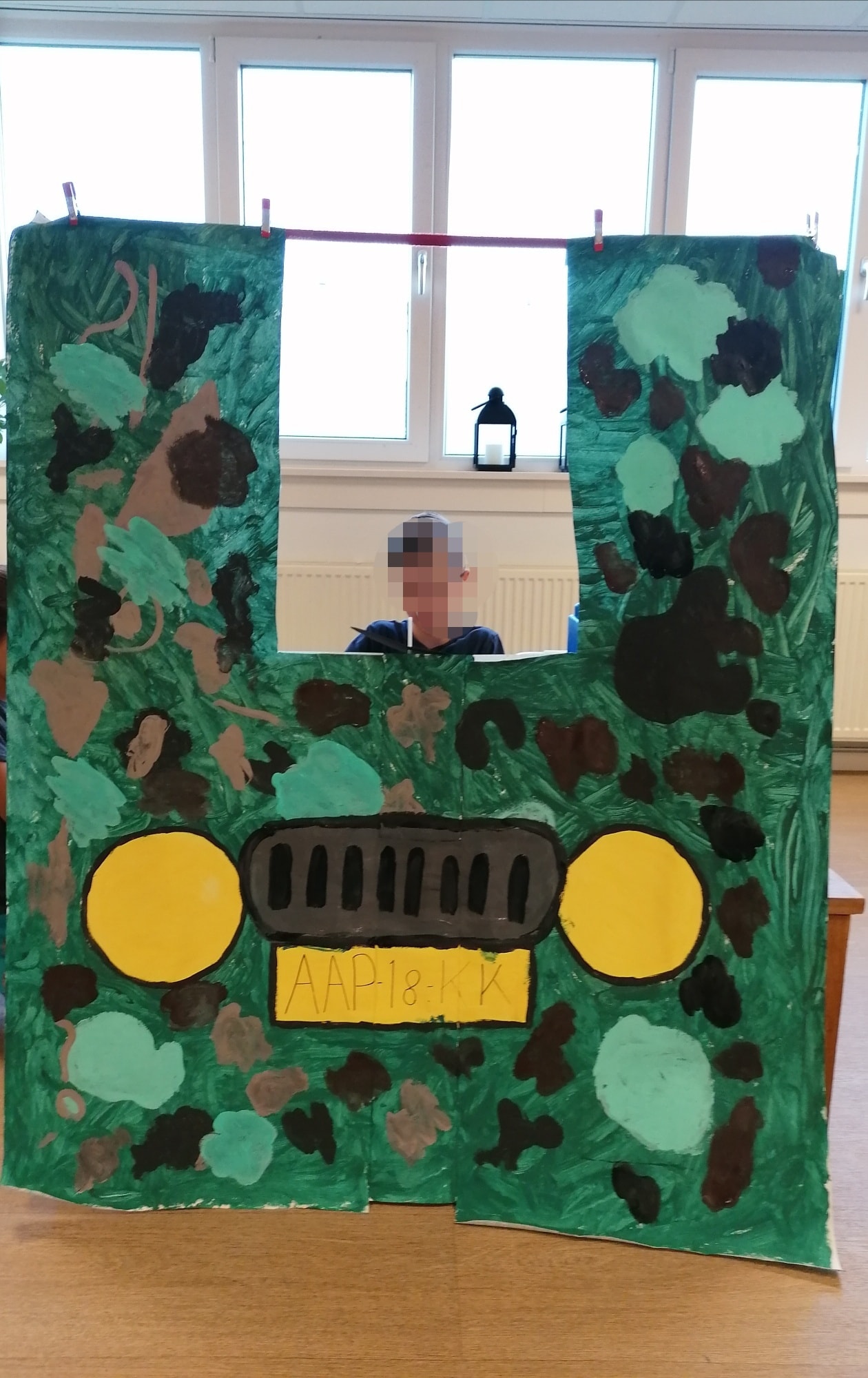 Een jeep op de groep