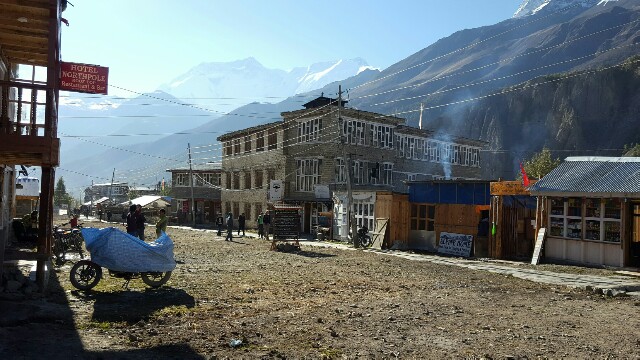 Manang la ville Far West
