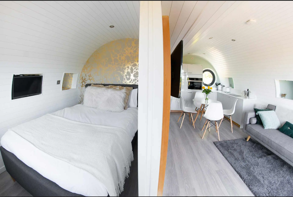 love -room,habitation insolite sans permis de construire ,habitat insolite à vendre,logement atypique,cabane insolite en kit,cabane insolite à vendre,hobitt cabane insolite ,logement insolite , gîte insolite , fabricant logement insolite.
