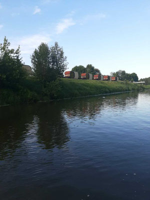 Hébergement insolite ,habitation iinsolite sans permis de construire ,habitat insolite à vendre,logement atypique,cabane insolite en kit,cabane insolite à vendre,hobitt cabane insolite ,logement insolite , gîte insolite , fabricant logement insolite.