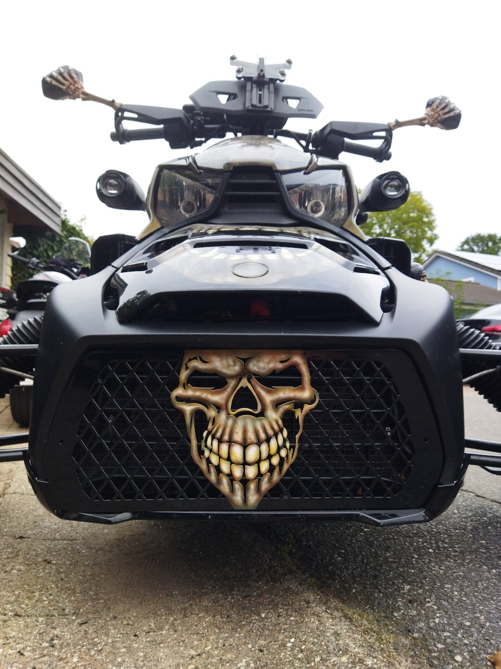 Airbrush auf Ryker Grill 