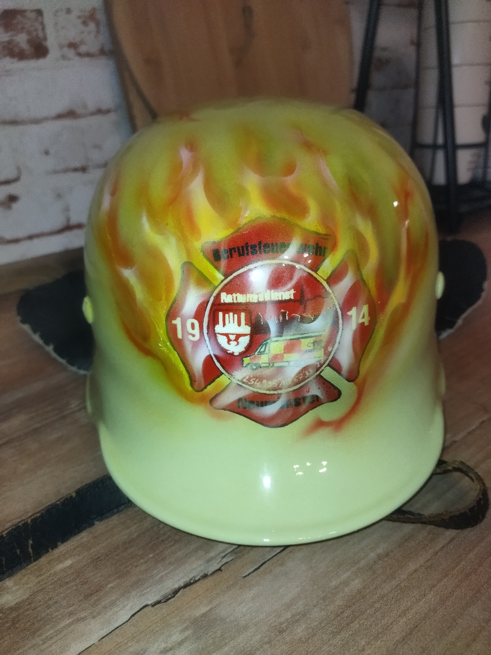 Airbrush Feuerwehr Helm 
