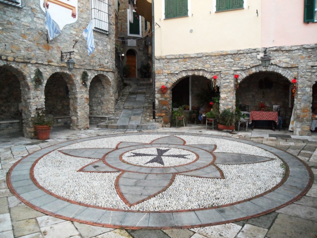 Piazza San Martino - San Martino Place