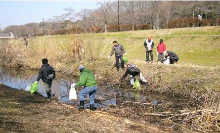自然再生地区の清掃（2月、部分的には随時）