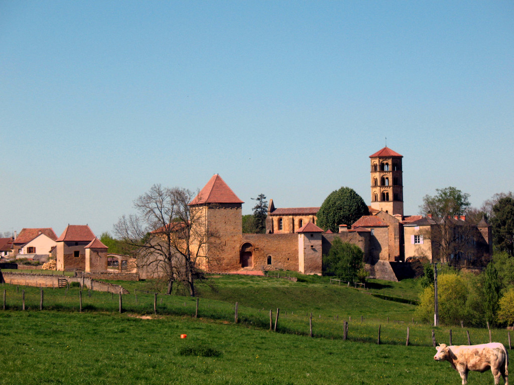 L'église romane d'Anzy le Duc et son prieuré (Article sur la revue N°22)