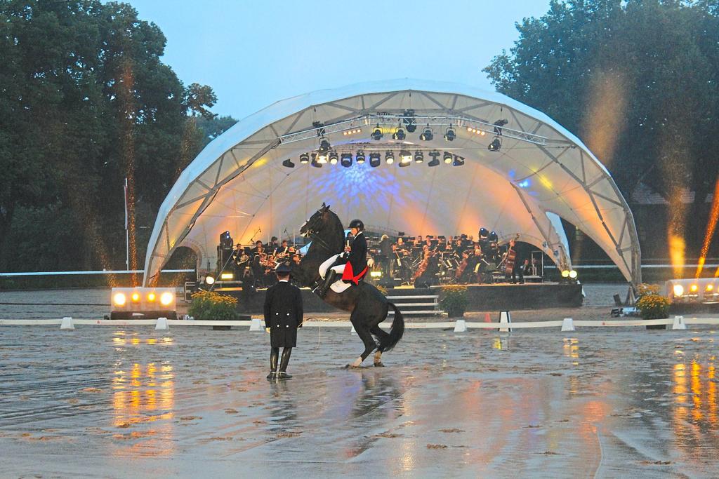 Bühne mieten, Konzertmuschel mieten, Open Air Bühne