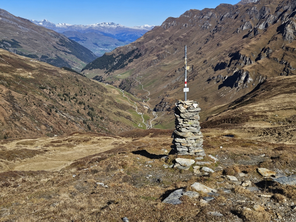 Zum Hirt. Blick zurück Richtung Valsertal.