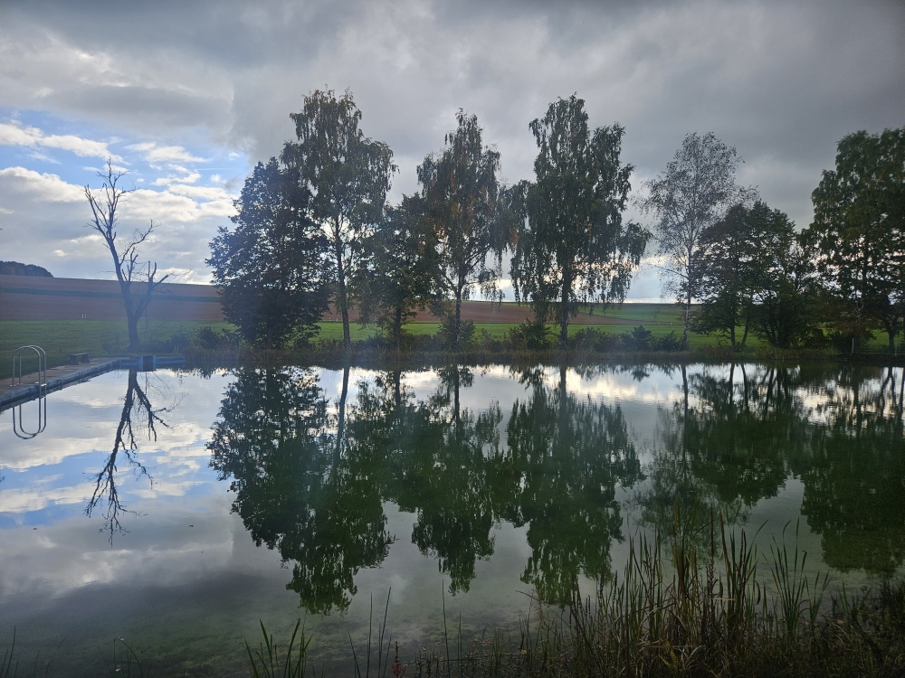 Schwimmbad bei Obernordendorf.