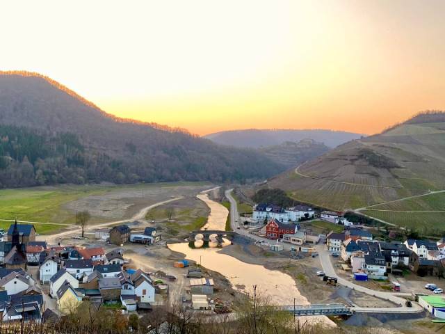 Sunset over Rech