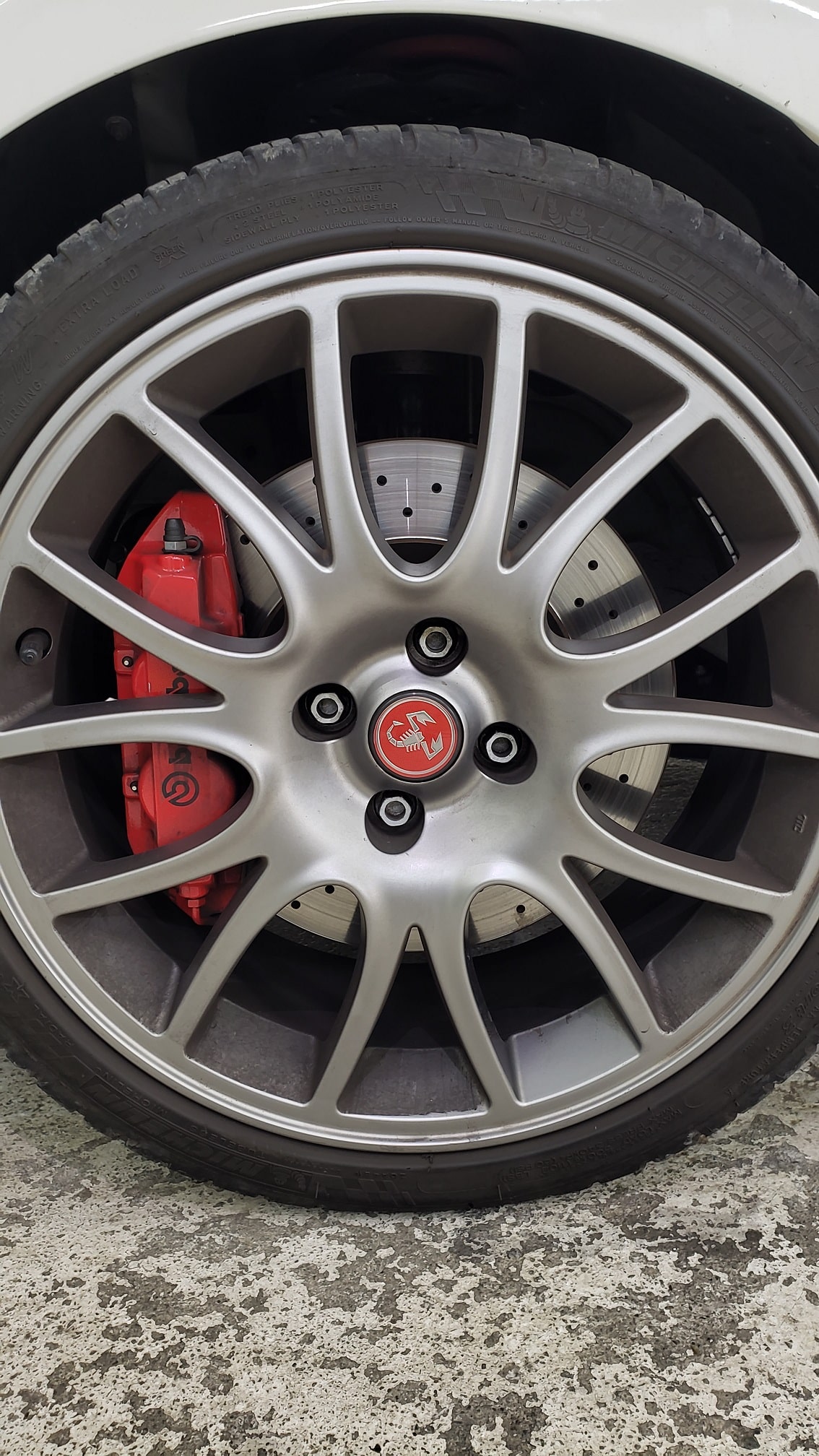 アバルト695C ナノガラス・ホイールコーティング・幌コーティング