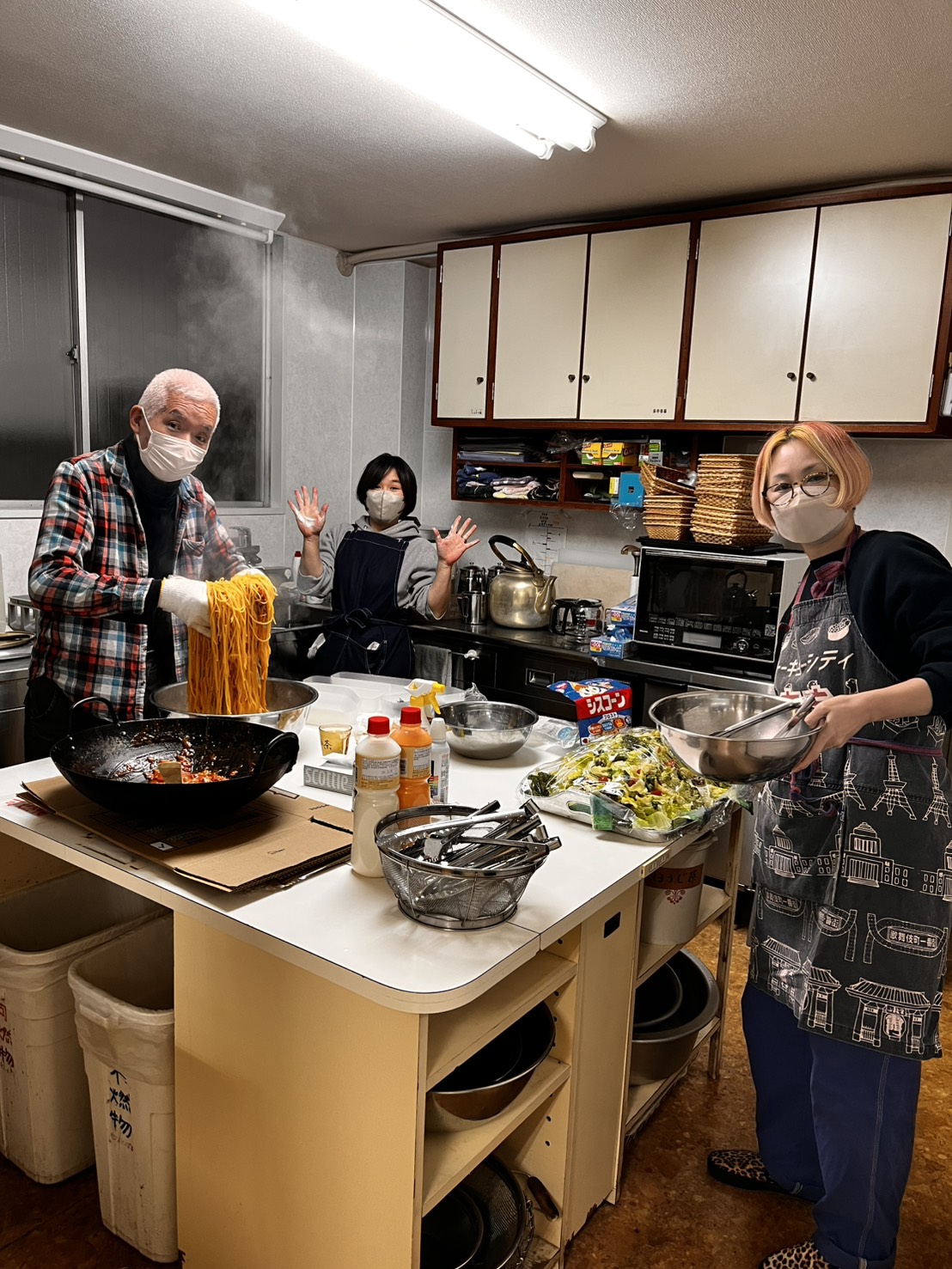 キッチンのお手伝いを頂いた皆様 感謝