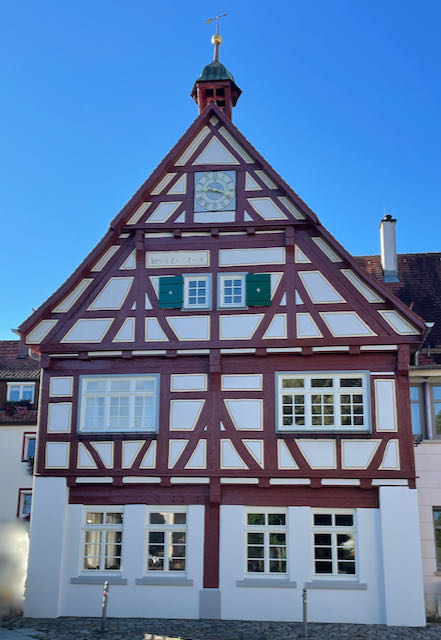 Rathausfassade nach Sanierung