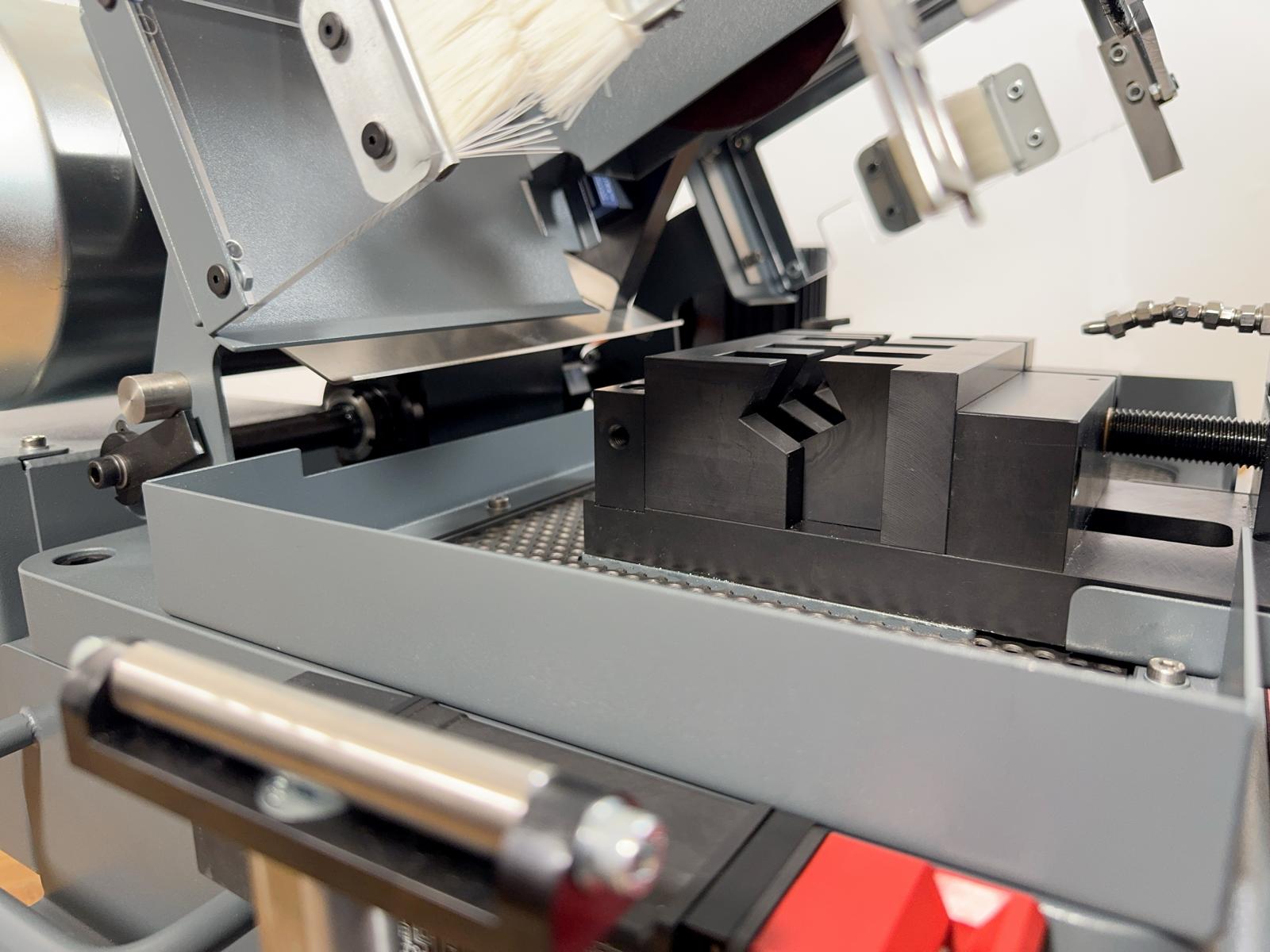 Trennschleifmaschine TSM125 Hirt-Line 9